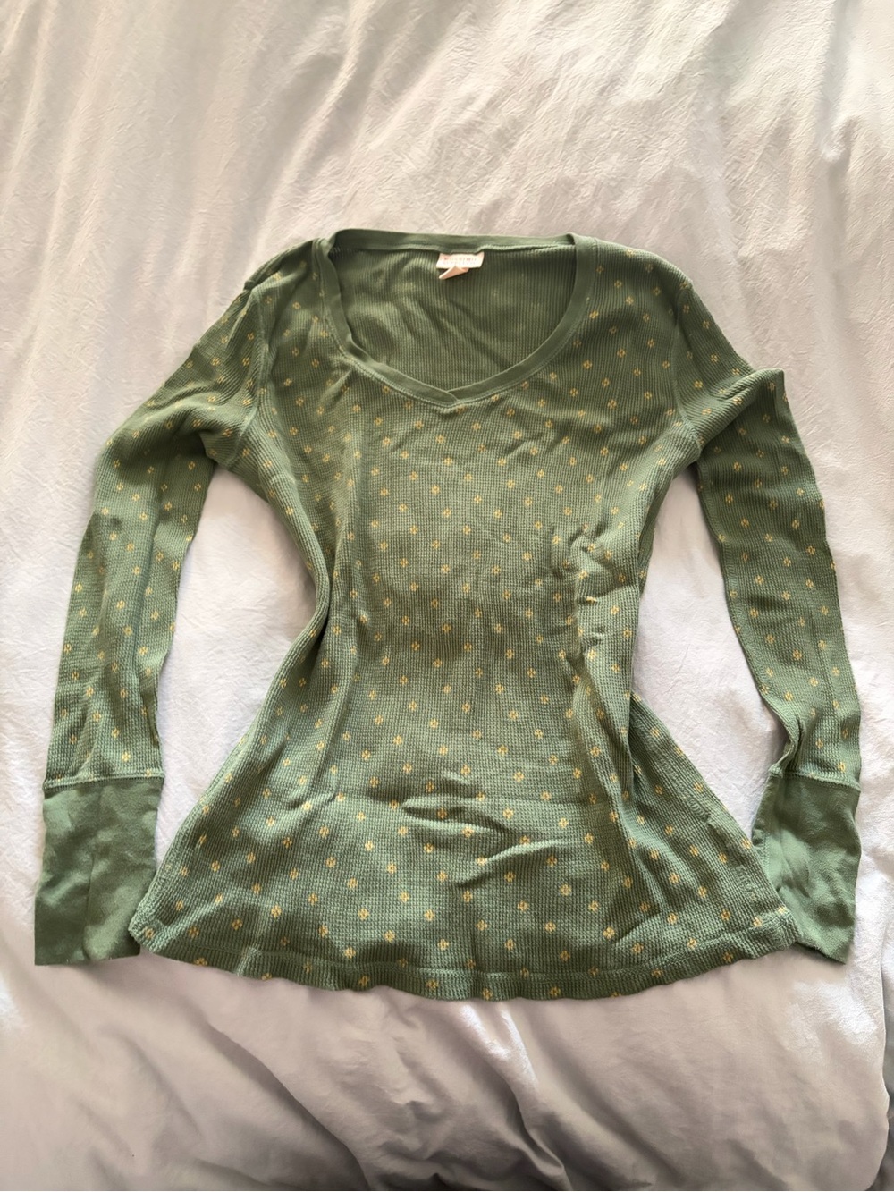 Mossimo Supply Co. Olive Green Long-Sleeve V-Neck Top with Gold Dot Print
